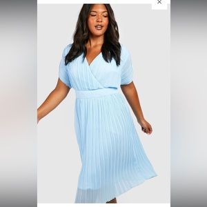 Boohoo pleated wrap midi dress—size 18